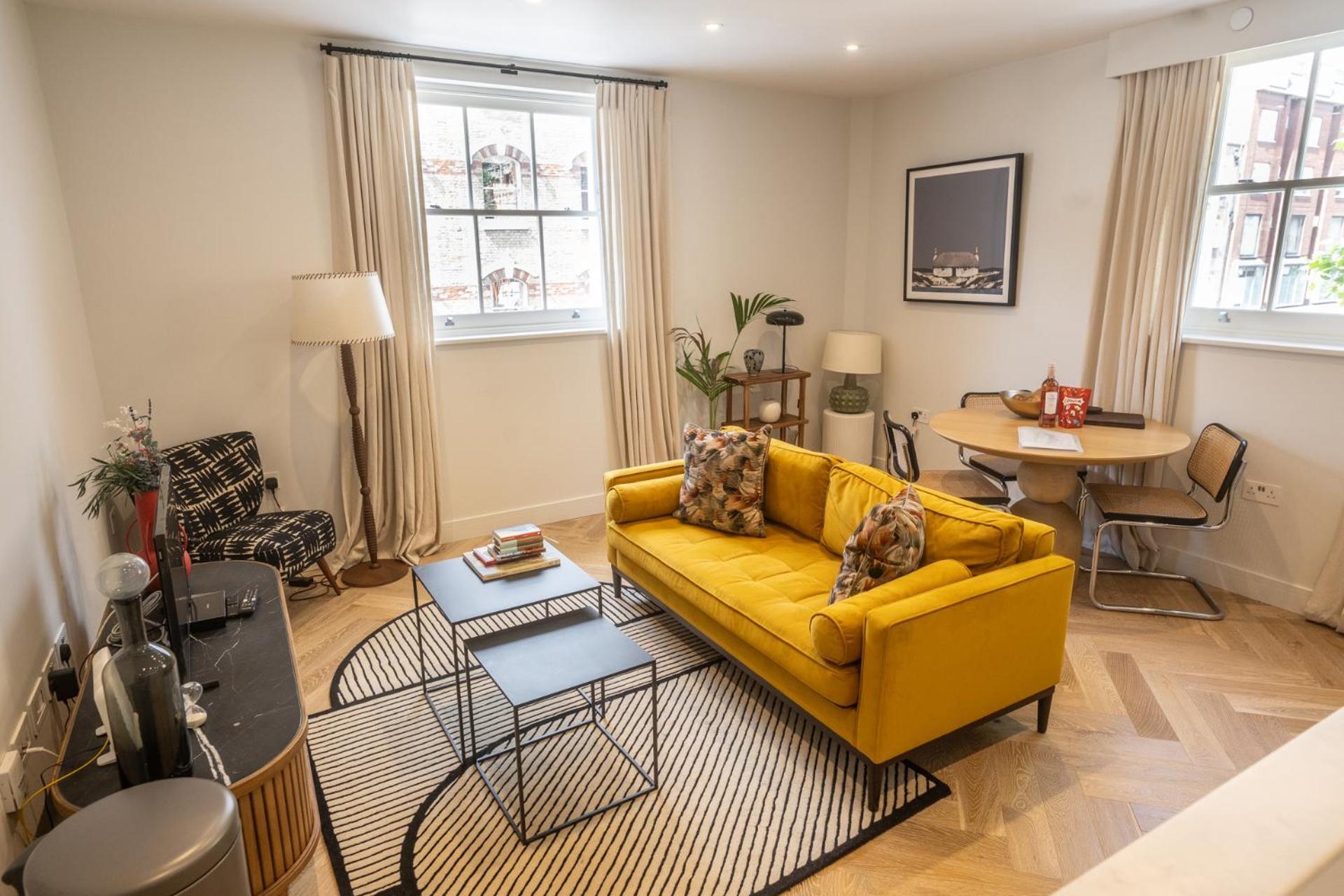 Modern, Stylish Newly Refurbished 2Nd Floor Apartment In Fitzrovia ロンドン エクステリア 写真