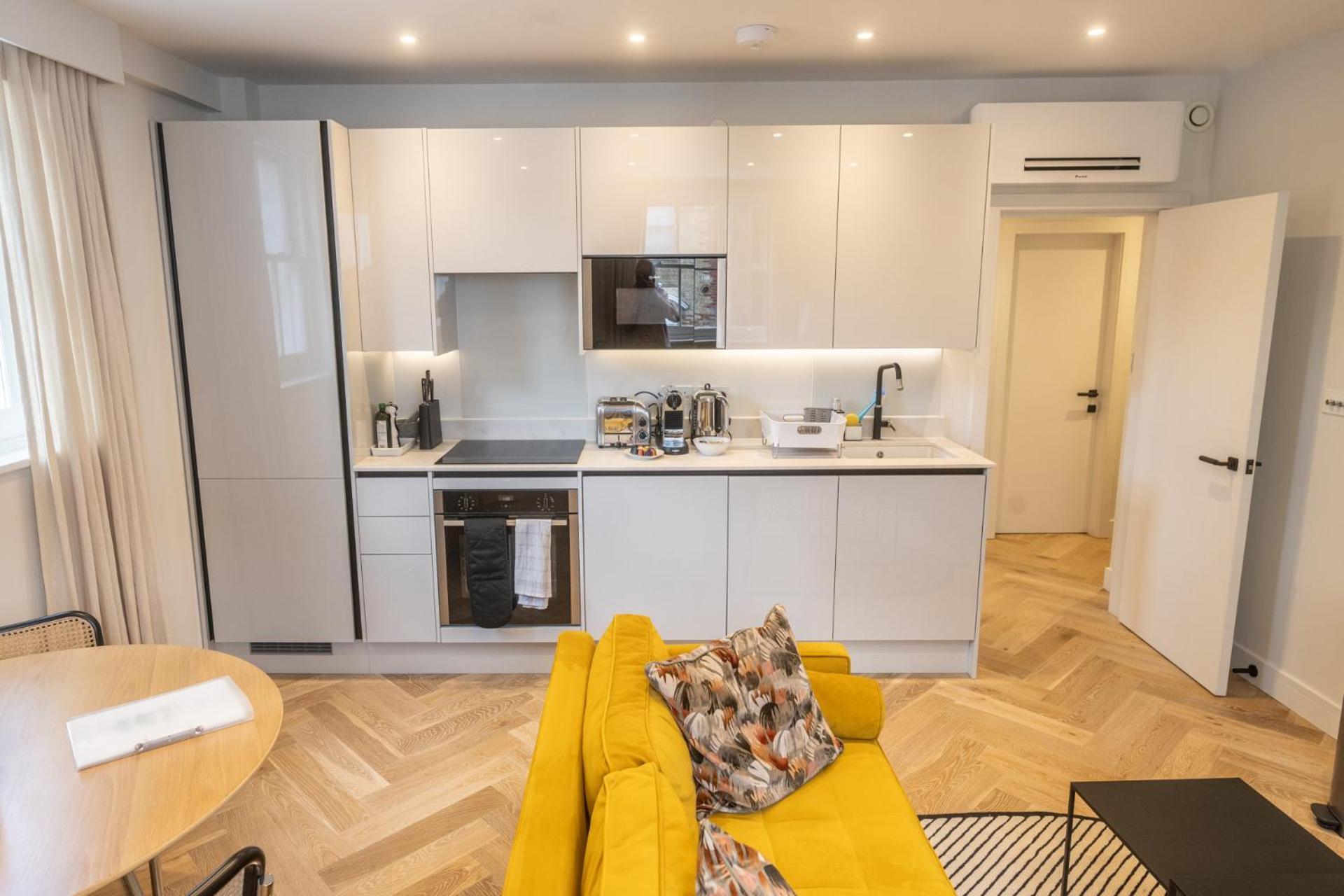 Modern, Stylish Newly Refurbished 2Nd Floor Apartment In Fitzrovia ロンドン エクステリア 写真