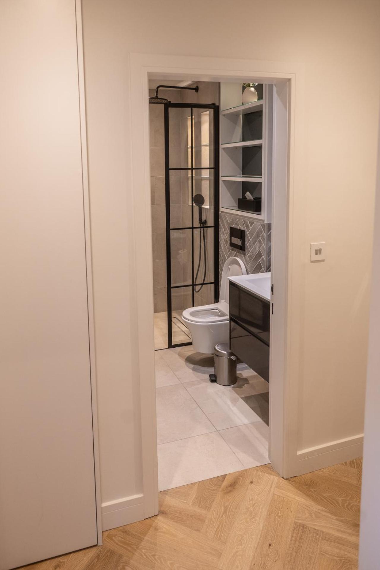 Modern, Stylish Newly Refurbished 2Nd Floor Apartment In Fitzrovia ロンドン エクステリア 写真