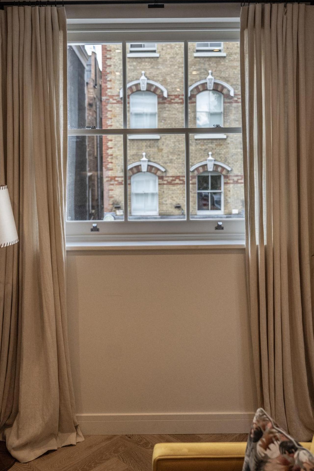 Modern, Stylish Newly Refurbished 2Nd Floor Apartment In Fitzrovia ロンドン エクステリア 写真
